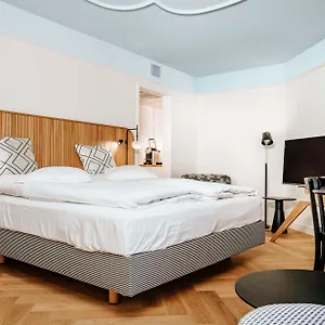 4* Hotel Western